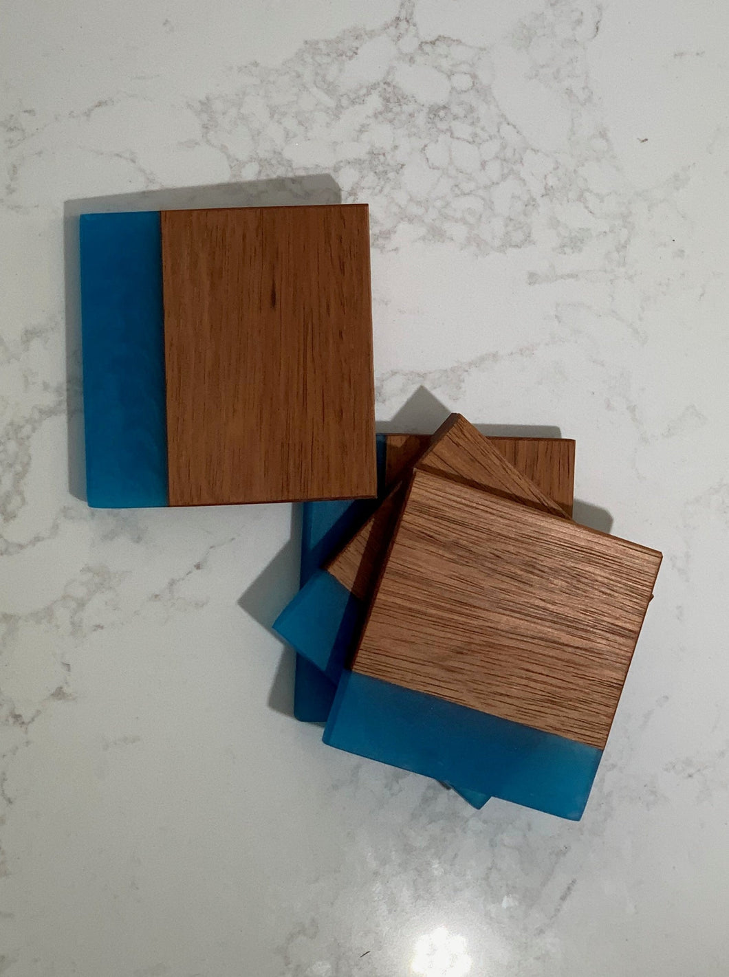 Set of 4 coasters, mahogany and blue